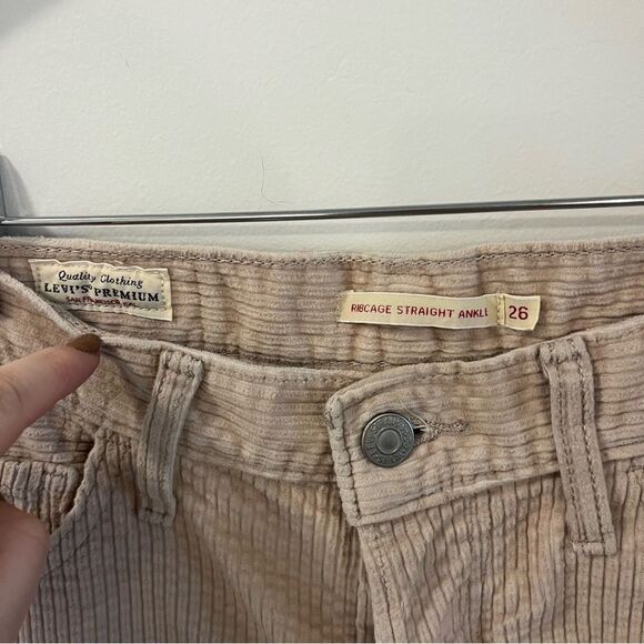 Levi's CORDUROY RIBCAGE STRAIGHT
ANKLE WOMEN'S PANTS Size 26 Granola - Brown - Picture 9 of 15